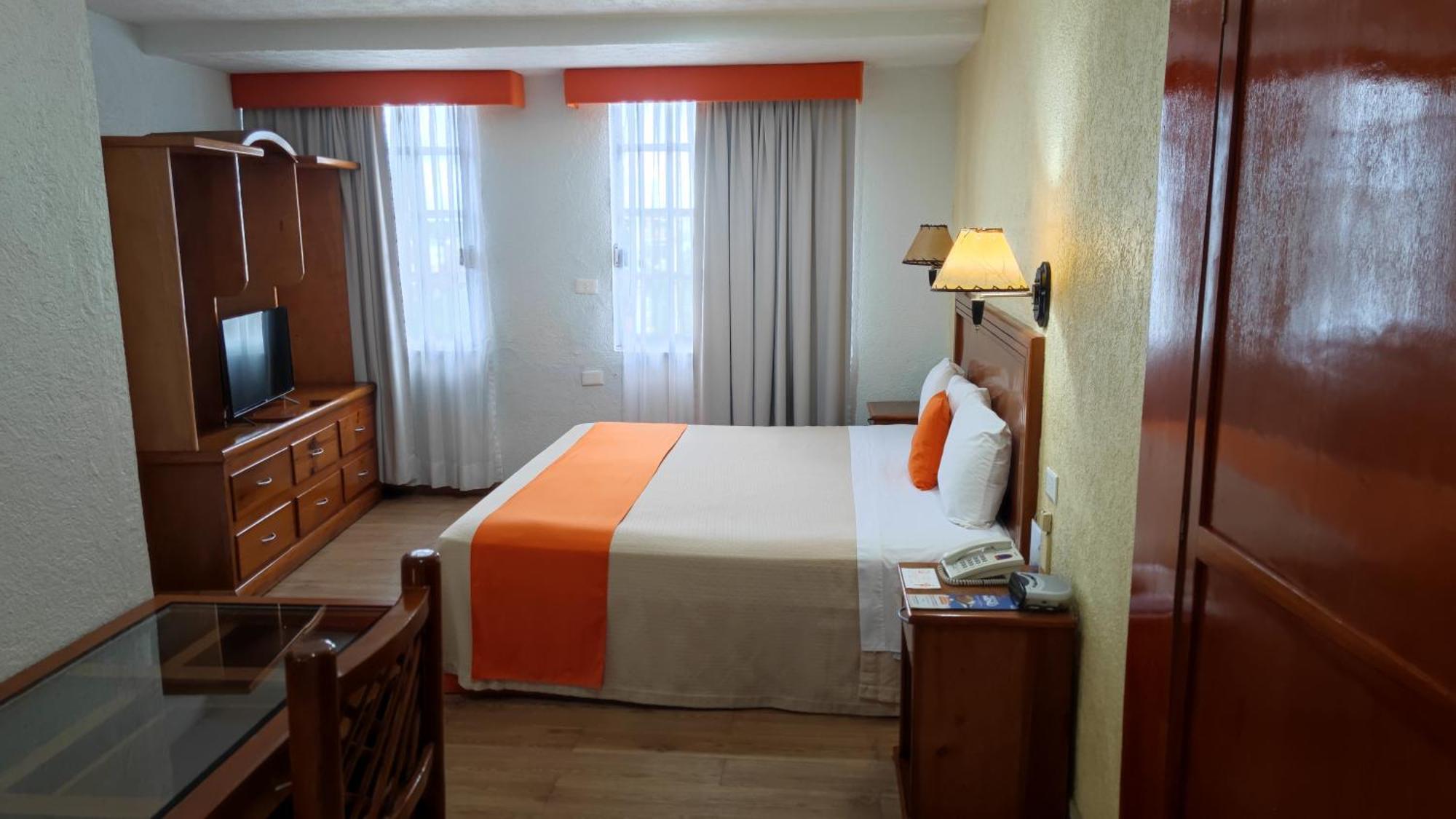 Hotel Báez Carrizal 3*